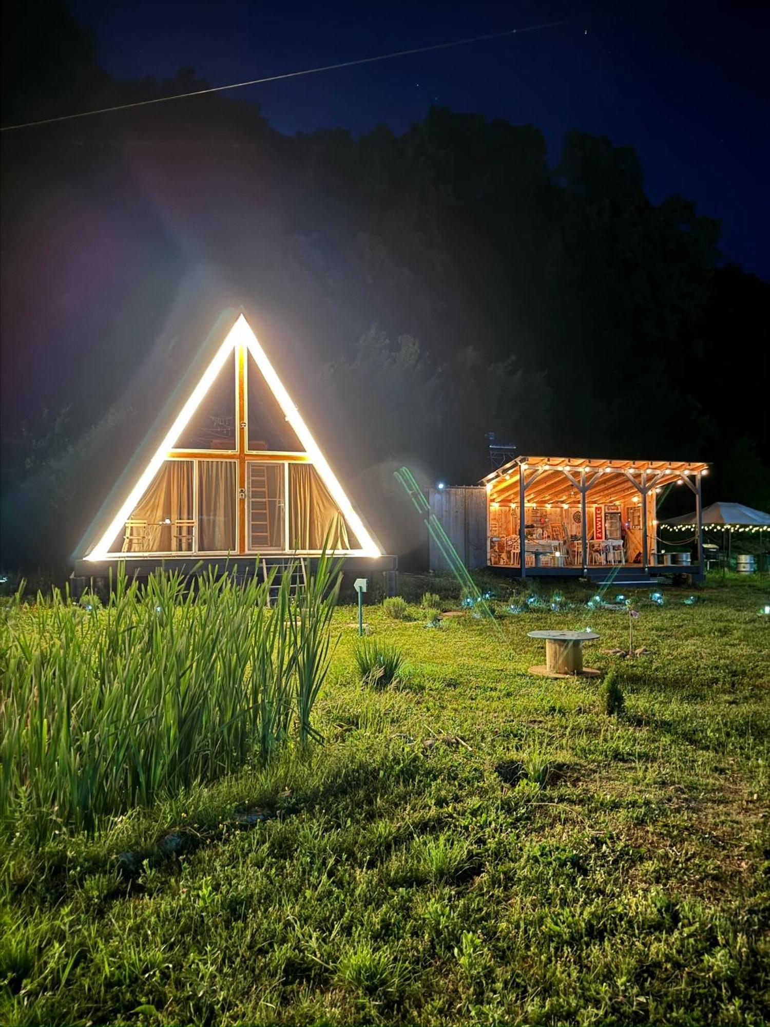 Cabane A-Frame Svinita Eksteriør billede